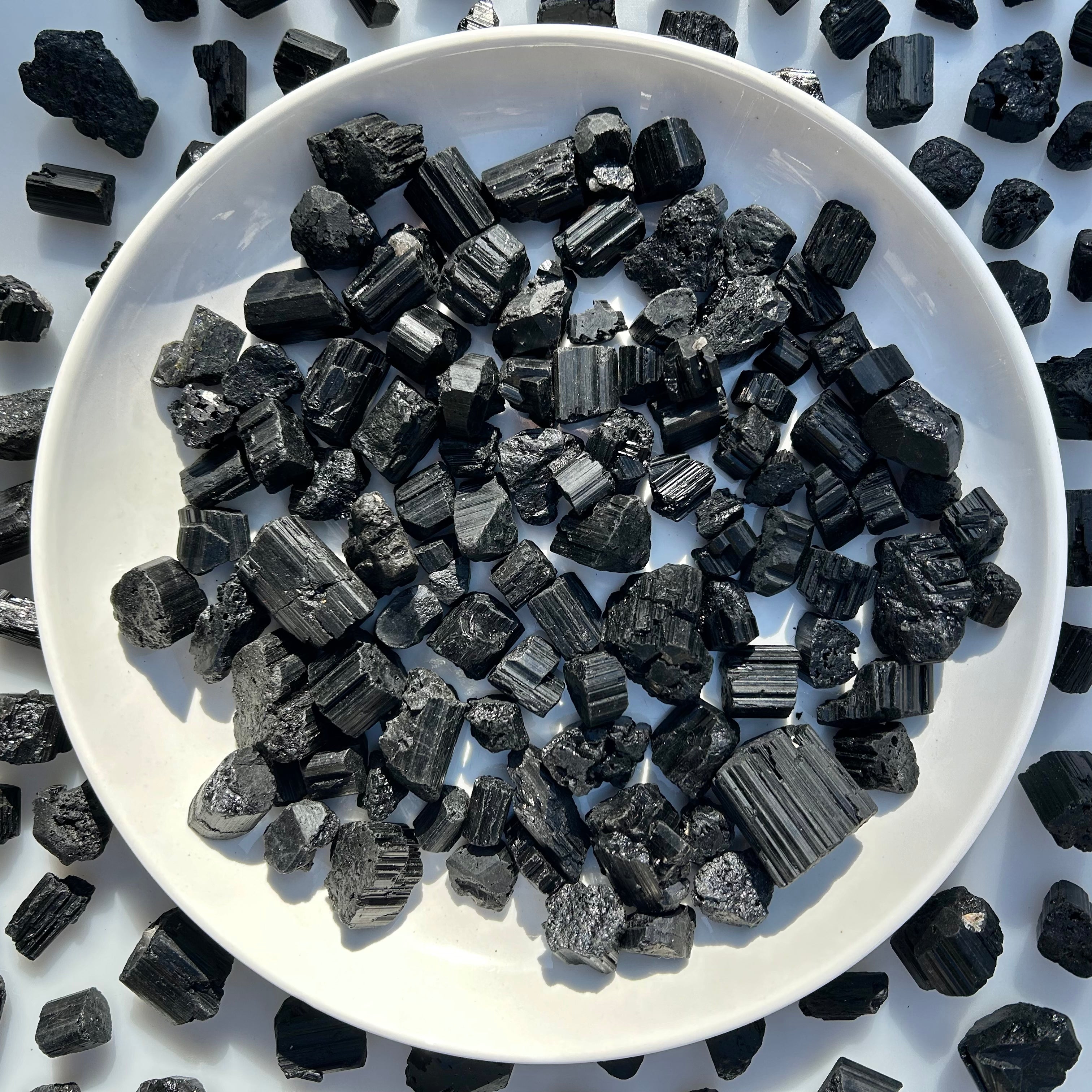 Black Tourmalina Crystal Raw Stone